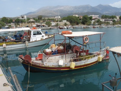een van de vele haventjes op Kreta